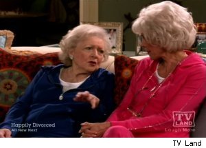Elka Gives Victoria Pointers on Acting Old on 'Hot in Cleveland'